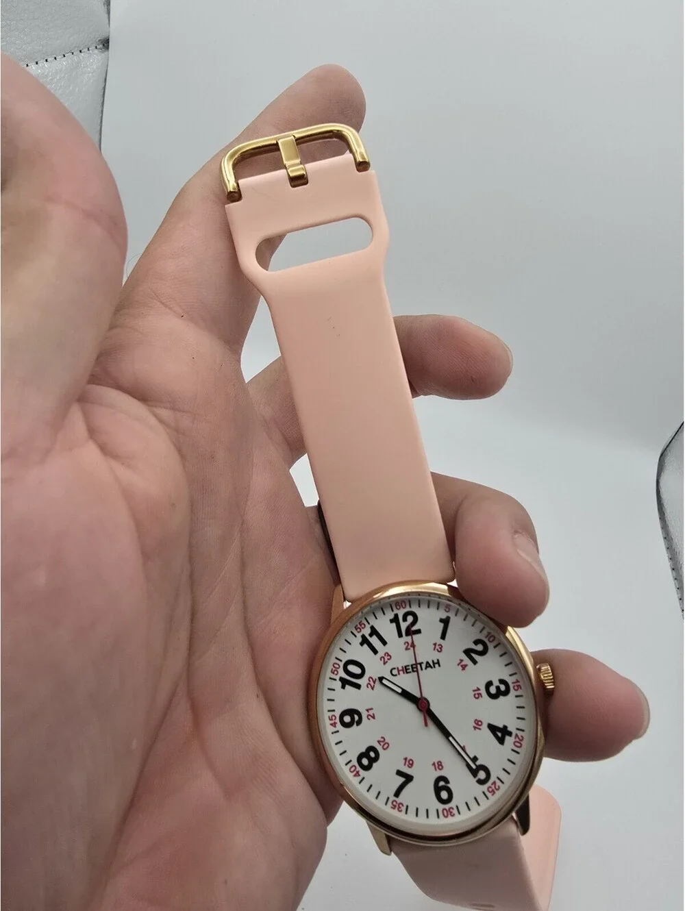 CHEETAH Quartz Analog Watch Gold Tone SS Case White Dial Pink Silicone Strap 30m